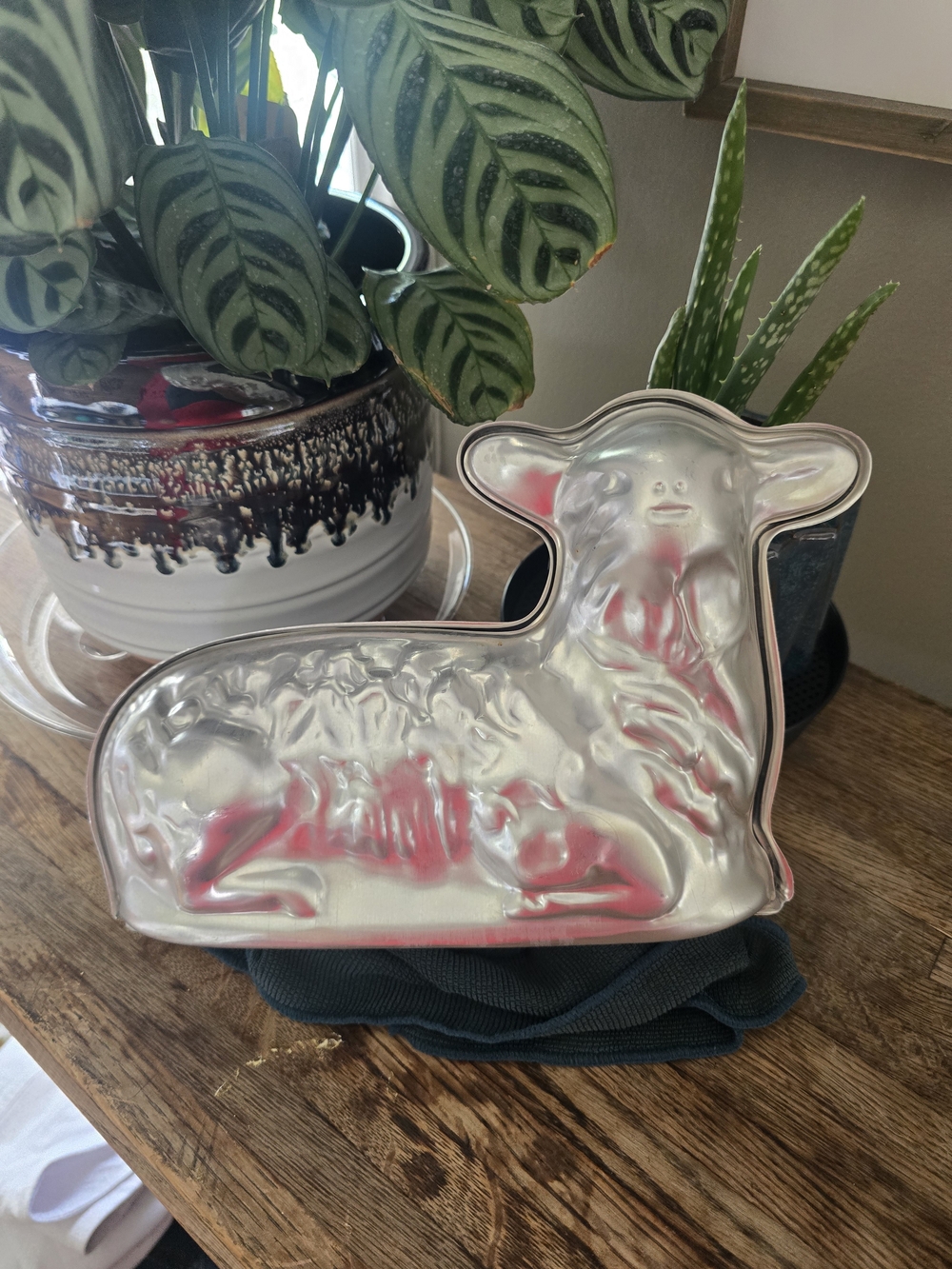 Vintage Nordic Ware Silver 3-D Lamb Cake Pan